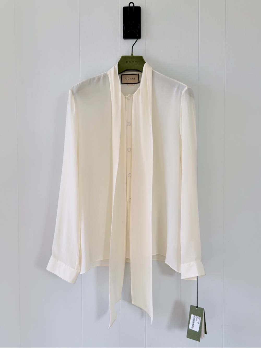 GUCCI Neck-Bow Silk Crepe Shirt in Cream/ White - Men's IT 52